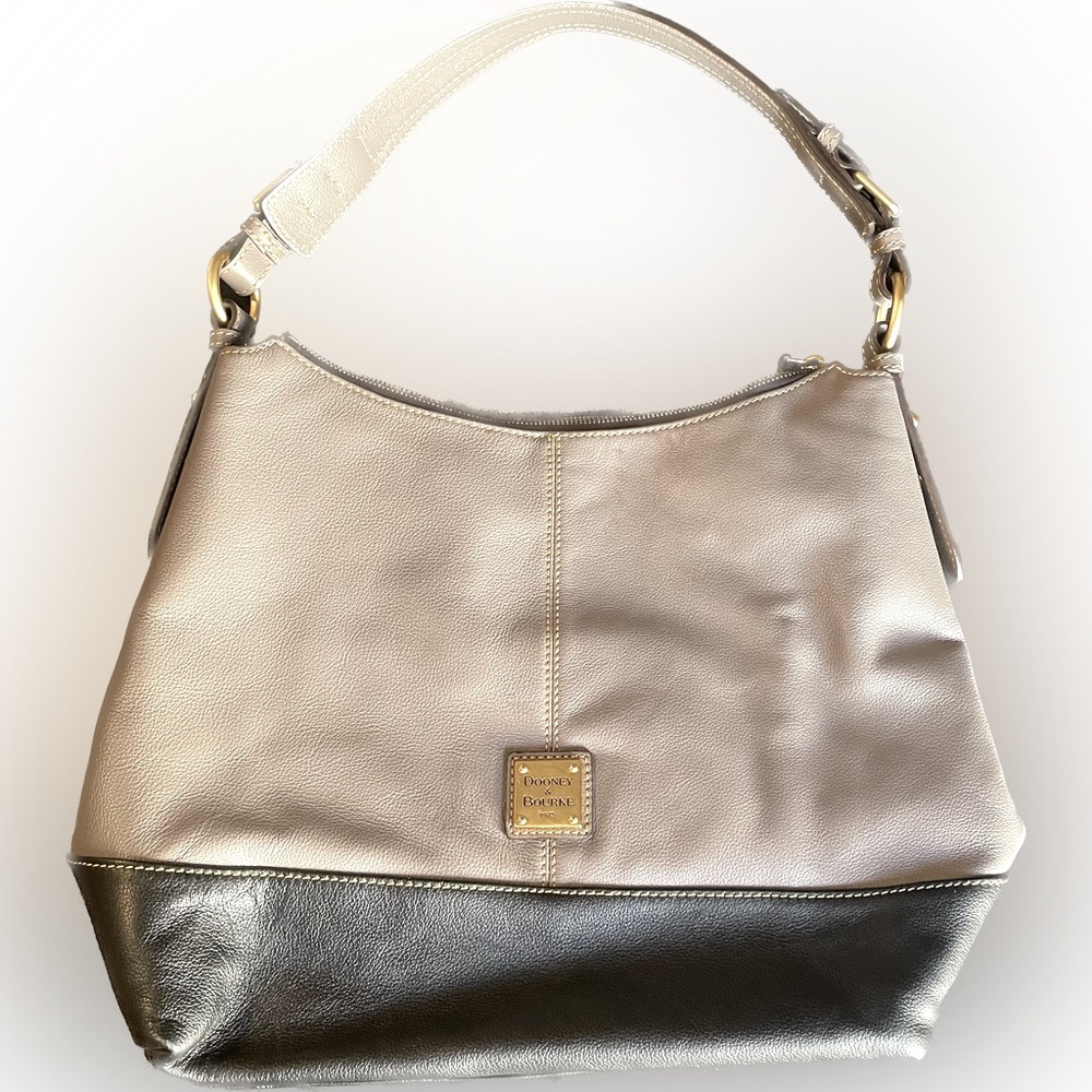 Dooney & Bourke Sophie hobo bag purse leather